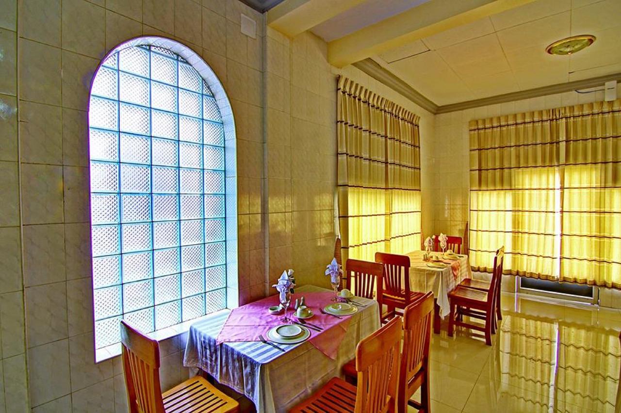 Hotel Smile Pyin Oo Lwin Luaran gambar